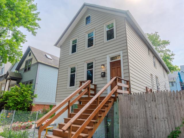 House for sale in Milwaukee, Wisconsin