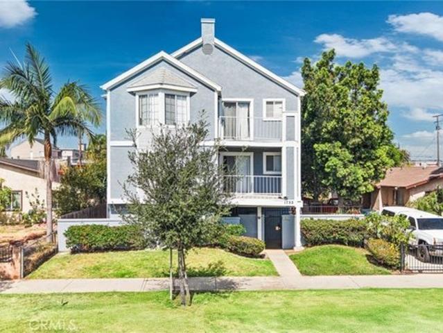 House for sale in Long Beach, Los Angeles County