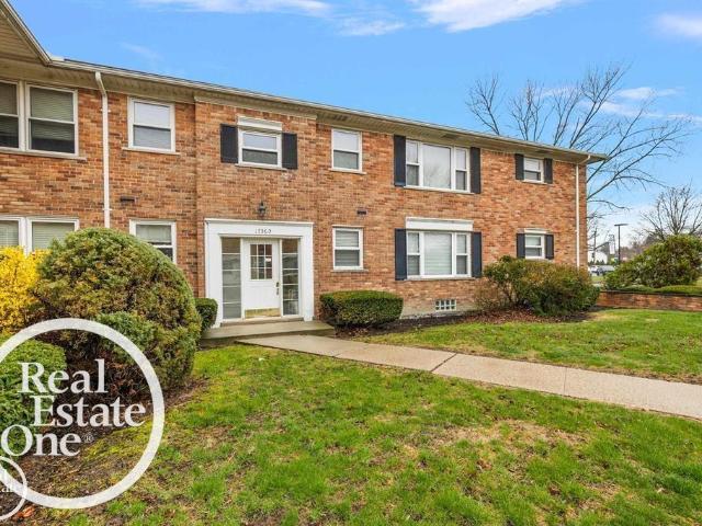 Condo for sale in Grosse Pointe, Michigan