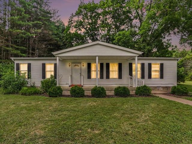 House for sale in Logan, Ohio