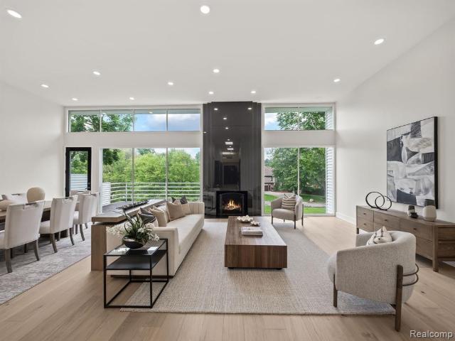 Condo for sale in Bloomfield Hills