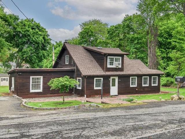 House for sale in Cortlandt Manor, New York