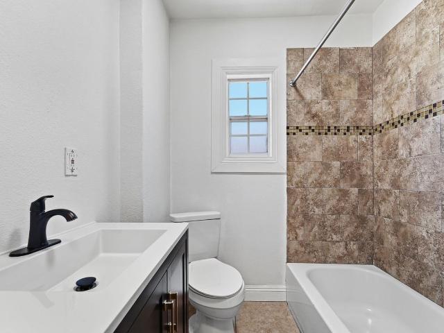 Apartment for rent in Exposition Park, Los Angeles