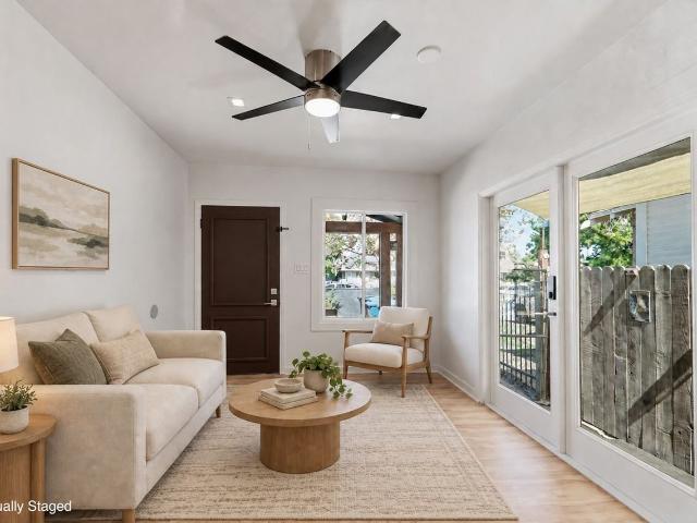 Apartment for rent in Exposition Park, Los Angeles