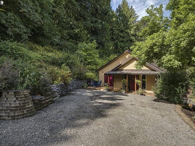 House for sale in Sandy, Clackamas County