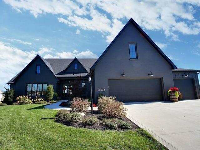 House for sale in Leo-Cedarville, Allen County
