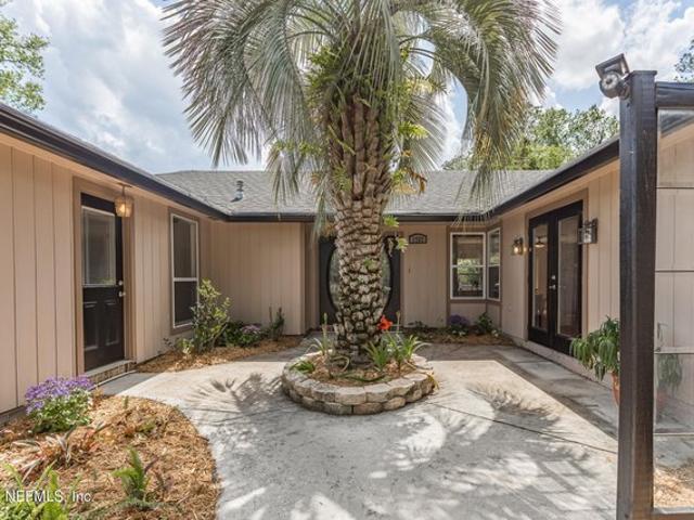 House for sale in Orange Park, Florida