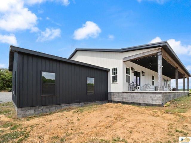 House for sale in Columbia, Kentucky