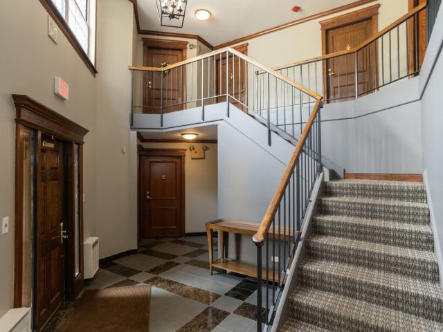 Condo for sale in Schaumburg, Illinois