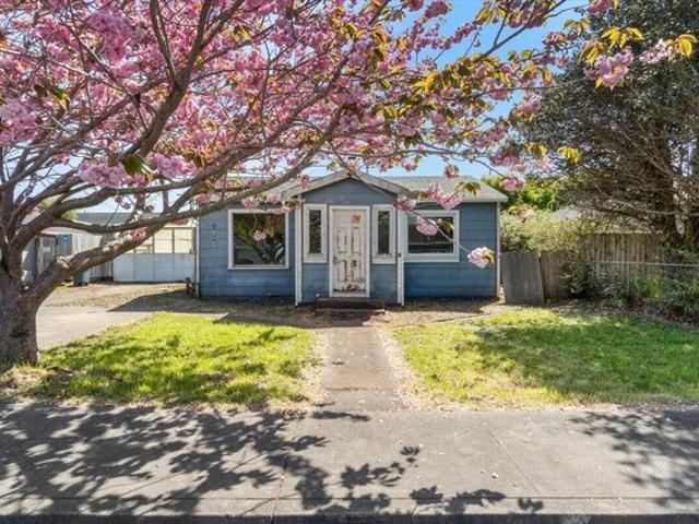 House for sale in Humboldt, California