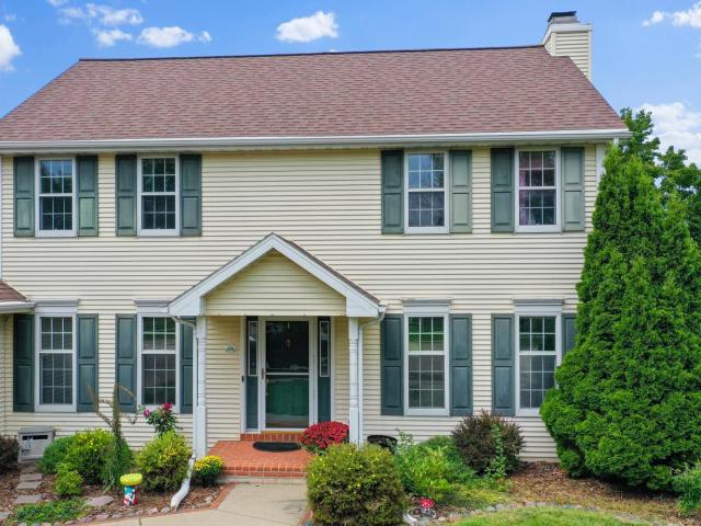 House for sale in De Pere, Brown County