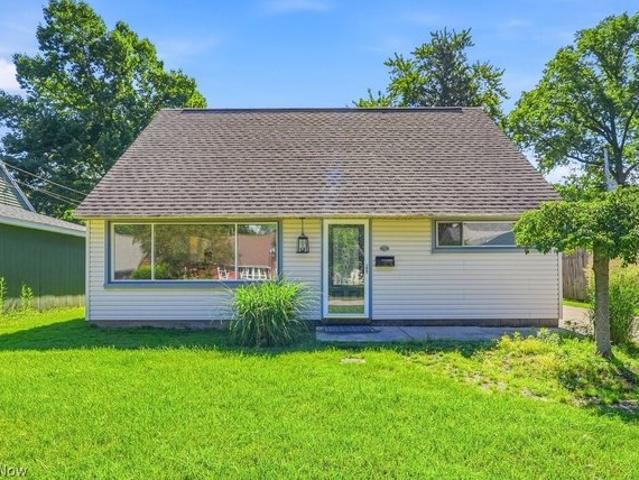 House for sale in Summit, Ohio