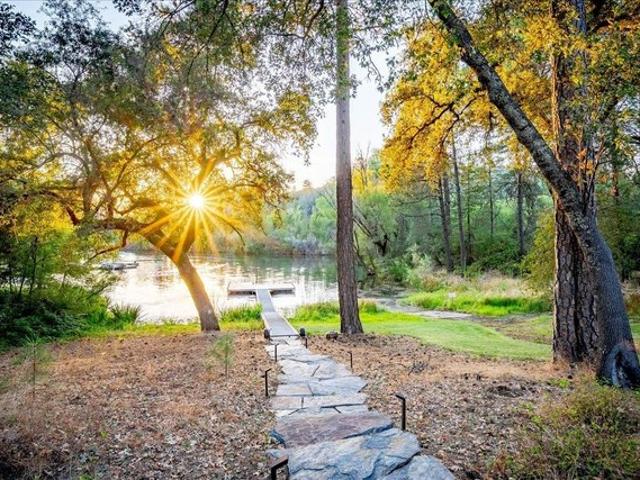 House for sale in Applegate, California