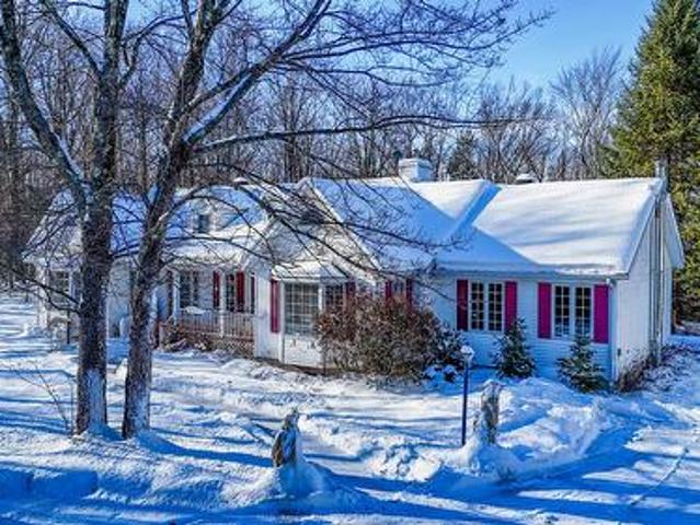 House for sale in Memphrémagog, Quebec