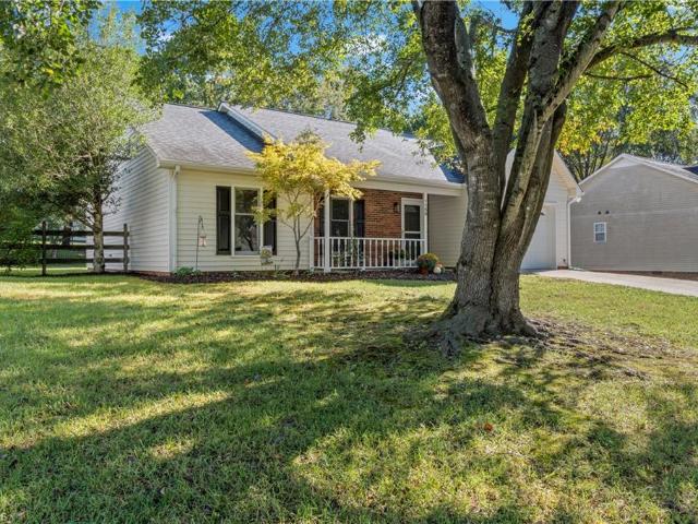 House for sale in Springfield Farms, Clemmons