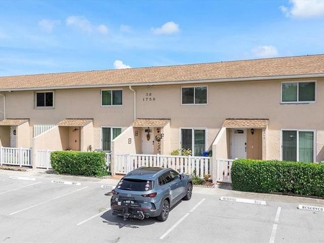 Townhouse for sale in Margate, Florida