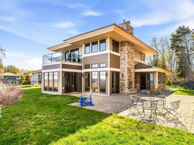 Condo for sale in Two Harbors, Minnesota