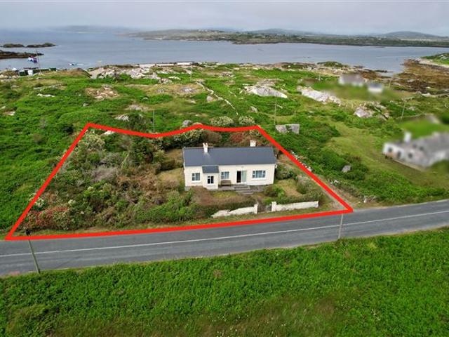 Detached House for sale in Ballynahown, Connacht
