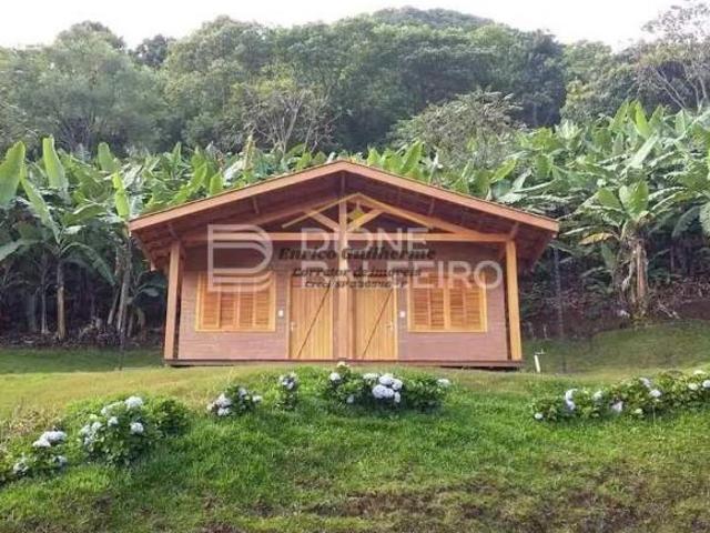 Casa venda em Região Imediata de Taubaté-Pindamonhangaba, Região Metropolitana do Vale do Paraíba e Litoral Norte