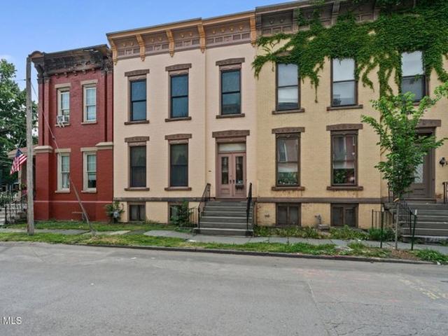 Townhouse for sale in Troy, New York