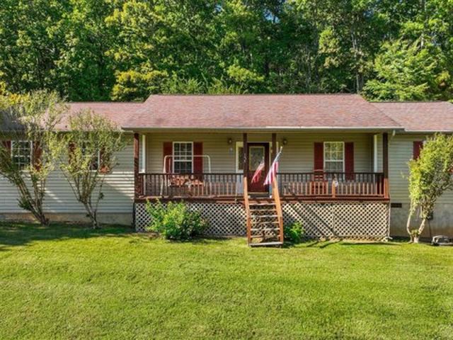 House for sale in Lenoir City, East Tennessee