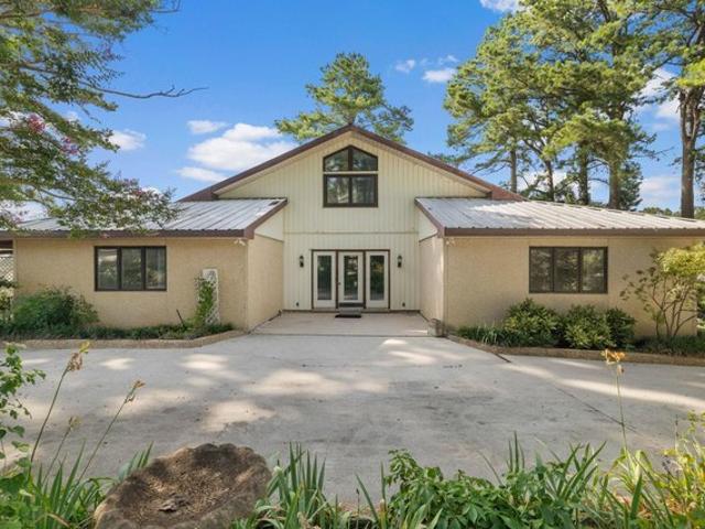 House for sale in Muscle Shoals, Alabama