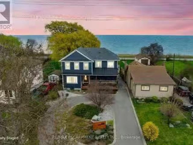 House for sale in Ancaster, Ontario