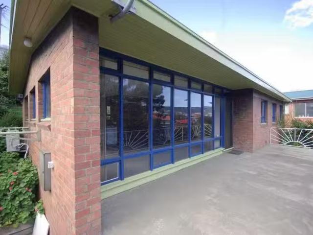 House for rent in Glebe