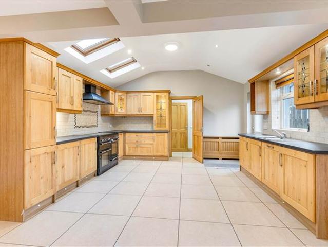 Terraced House for sale in Dundalk, North Tipperary