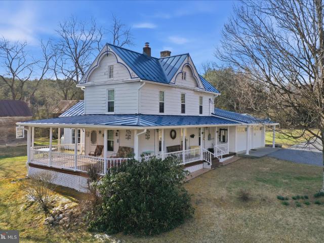 House for sale in Hardy, West Virginia