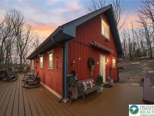 House for sale in Gilbert, Pennsylvania