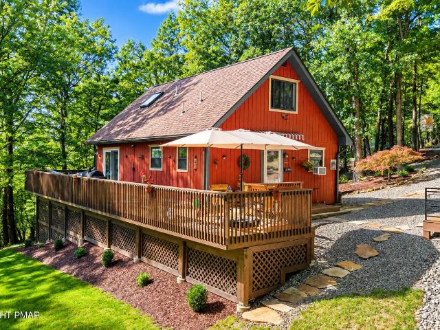 House for sale in Gilbert, Pennsylvania