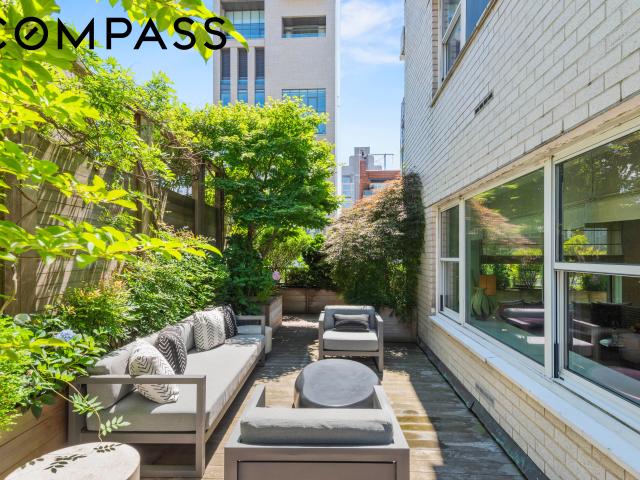 Property for sale in Manhattan Community Board 8, New York