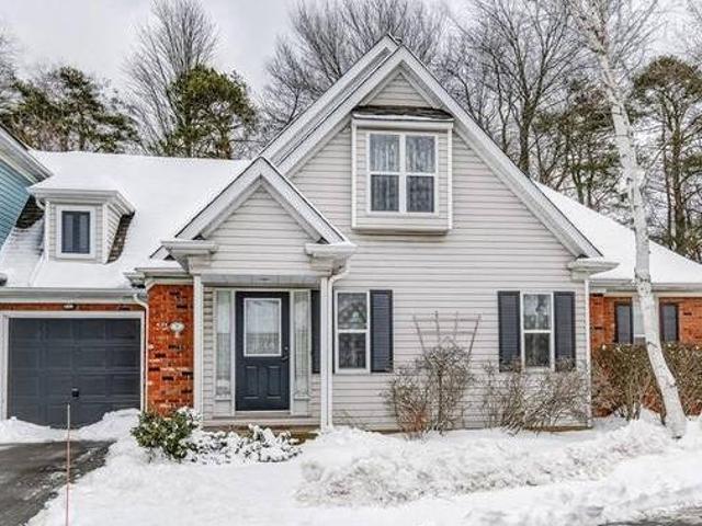 House for sale in Ancaster, Ontario