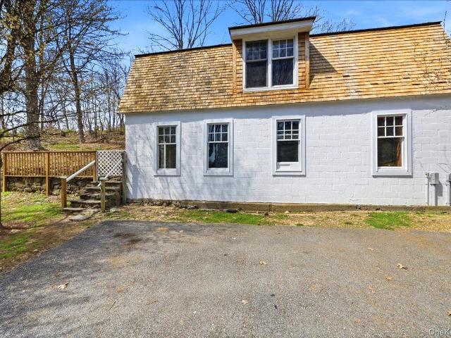 Property for rent in Bedford, New York