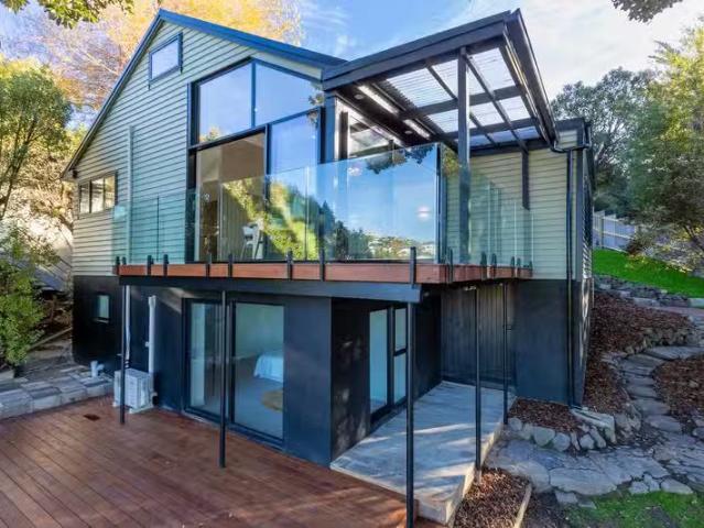 House for sale in Chaslands, Canterbury