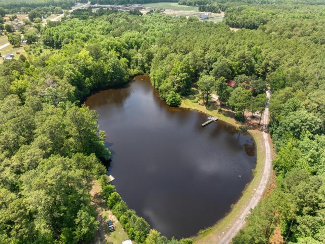 House for sale in Cordova, South Carolina