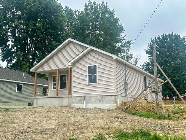 House for sale in Conneaut, Ohio