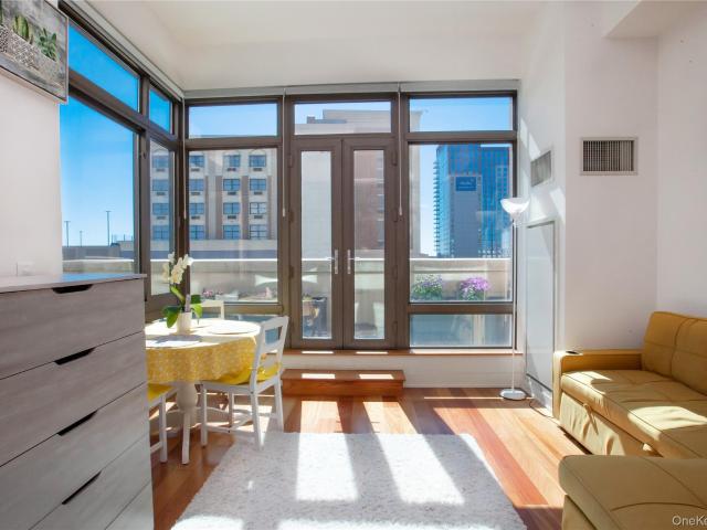 Condo for sale in New Rochelle, New York