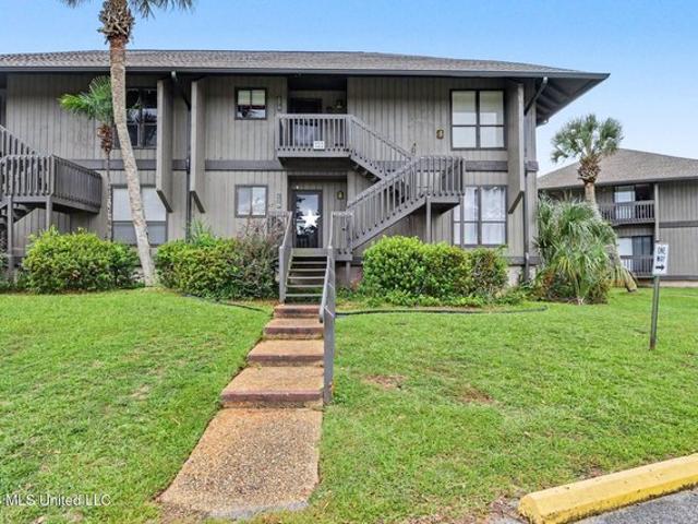 Condo for sale in Diamondhead, Hancock County