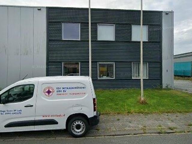 Bedrijfspand te huur in Leek, Groningen