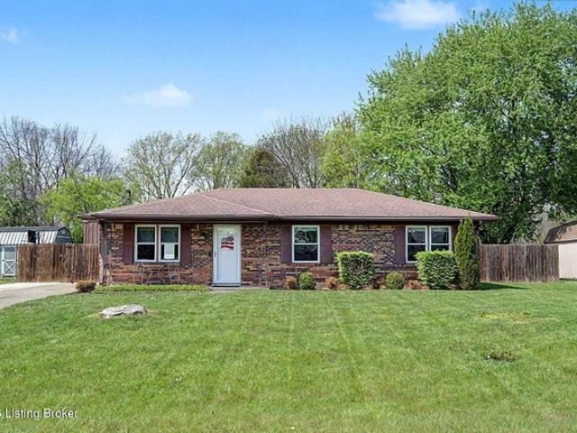 House for sale in Mount Washington, Kentucky