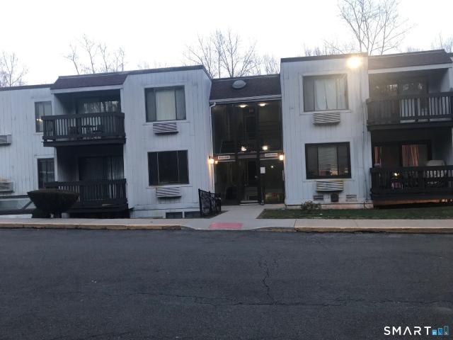Condo for sale in Hamden, Connecticut