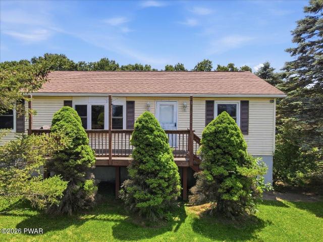 House for sale in Beach Lake, Pennsylvania