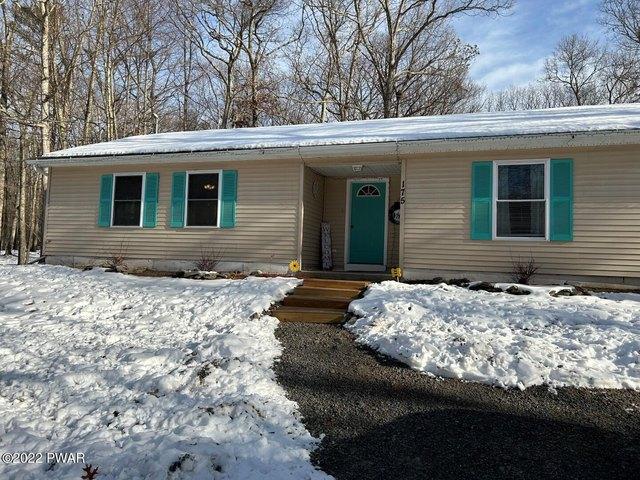 House for sale in Hawley, Pennsylvania