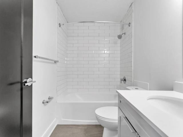 Apartment for rent in Kingston
