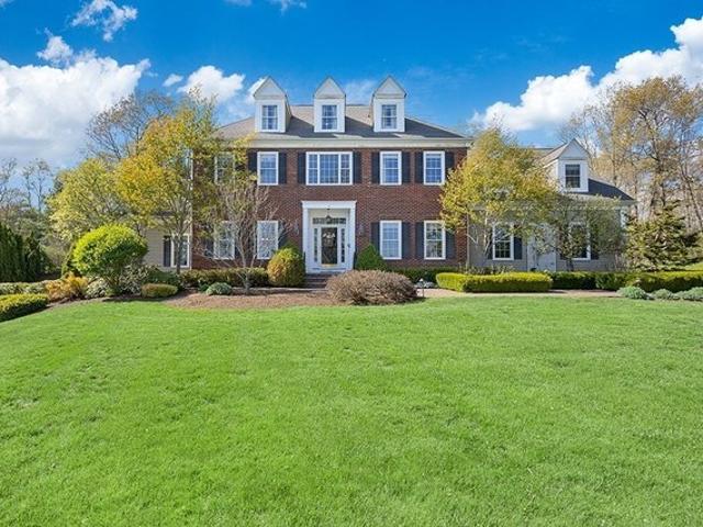 House for sale in Wrentham, Massachusetts
