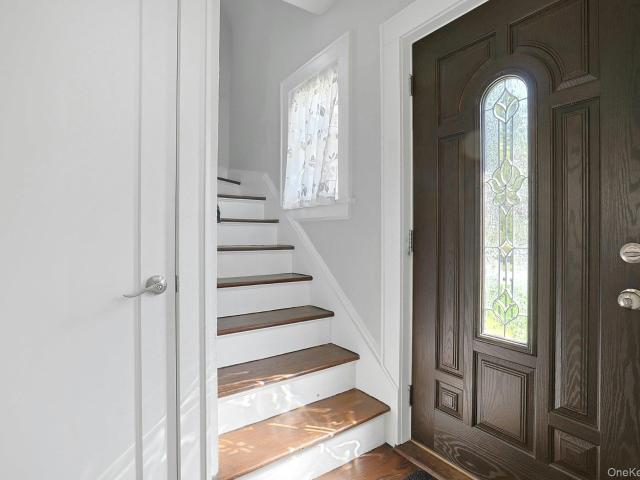 House for sale in Valhalla, New York