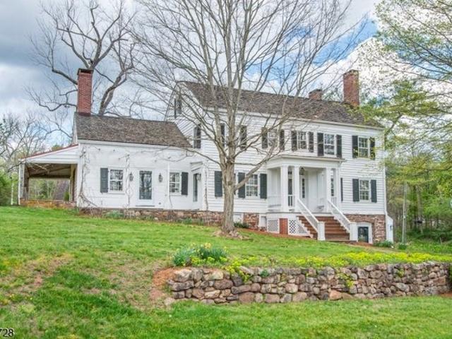 House for sale in Far Hills, New Jersey