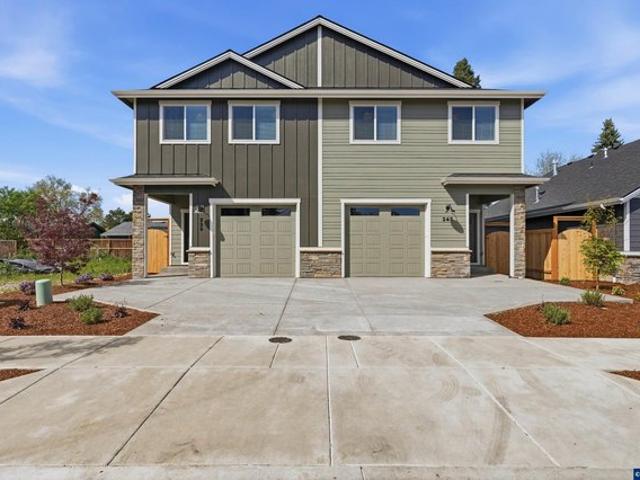 Townhouse for sale in Oregonia